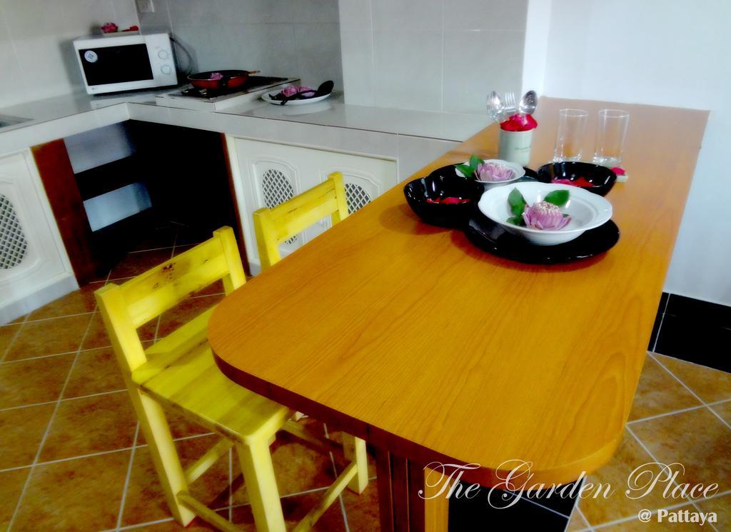 The Garden Place Pattaya Buitenkant foto
